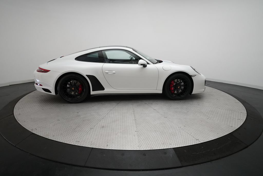 Used 2019 Porsche 911 Carrera GTS RWD image 4