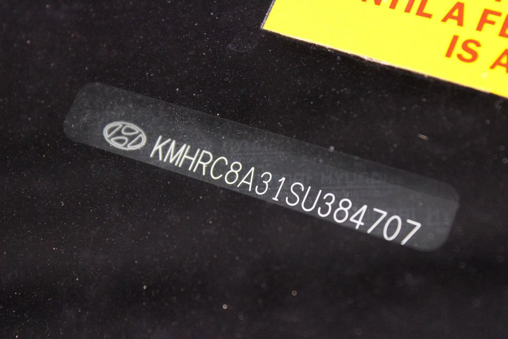 Certified 2025 Hyundai Venue Limited FWD image 34