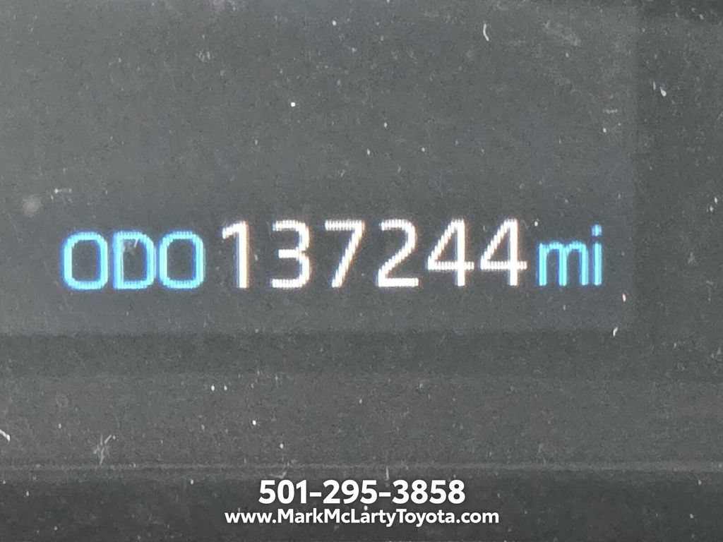 Used 2021 Toyota Sienna XSE w/ XSE Plus Package FWD image 24