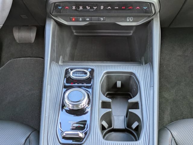 New 2026 Jeep Cherokee Overland AWD/4WD image 15