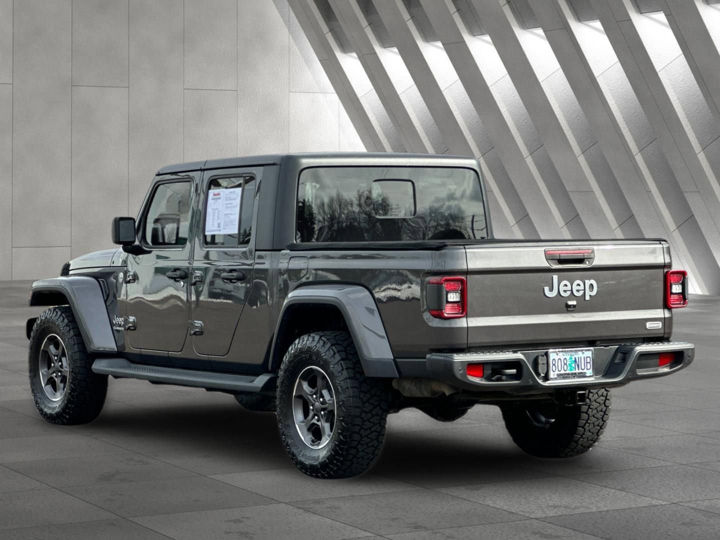 Used 2020 Jeep Gladiator Overland image 6