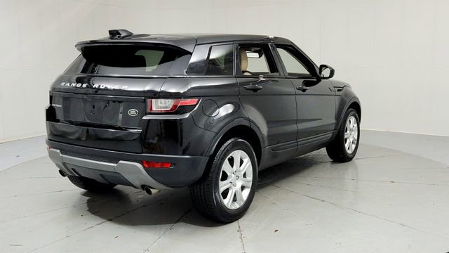 Used 2018 Land Rover Range Rover Evoque SE Premium image 5
