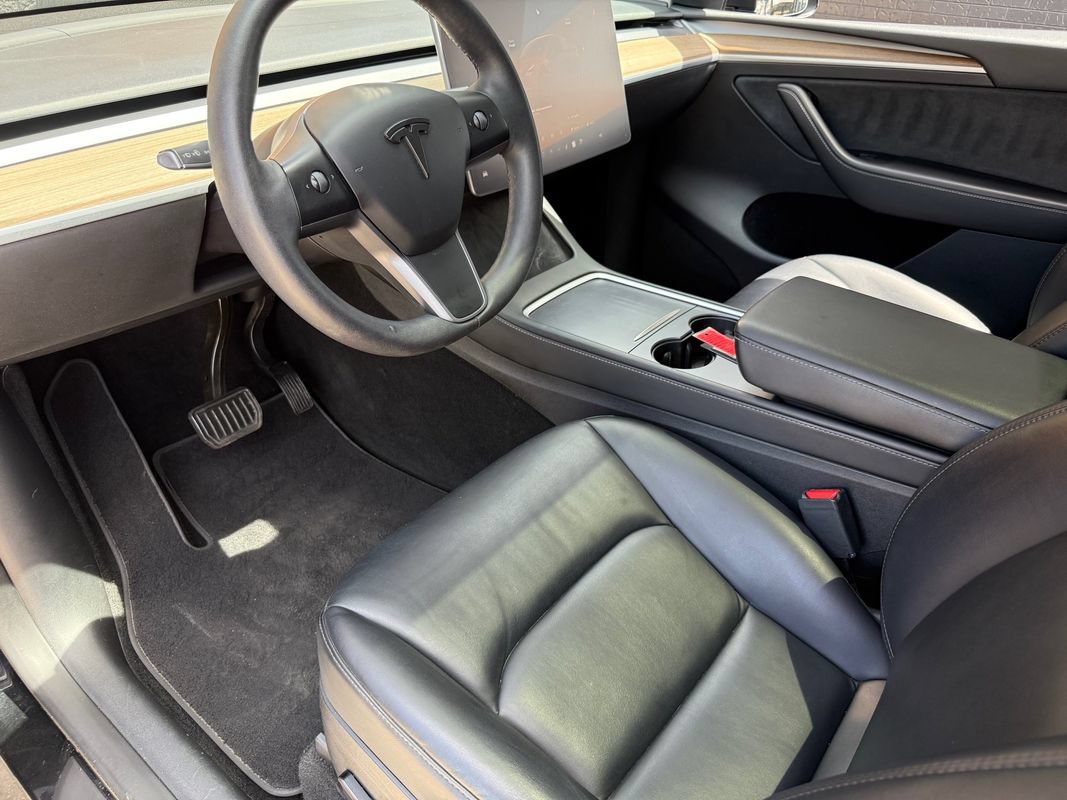 Used 2023 Tesla Model Y Long Range AWD/4WD image 20