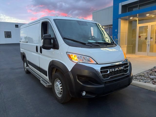 Used 2025 RAM ProMaster 2500 w/ U-Haul Equipment Group FWD image 3