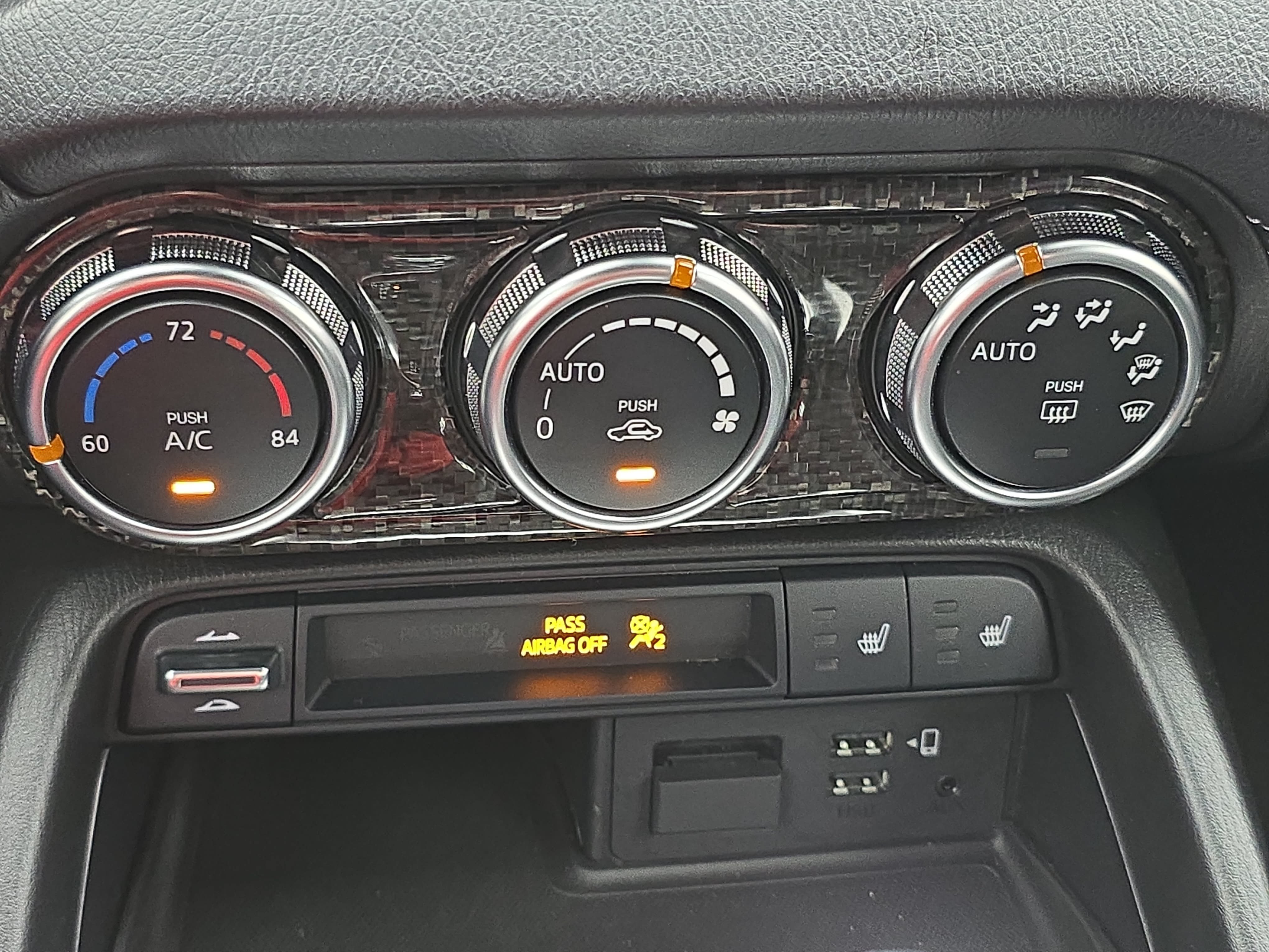 Used 2023 MAZDA MX-5 Miata Grand Touring RWD image 19