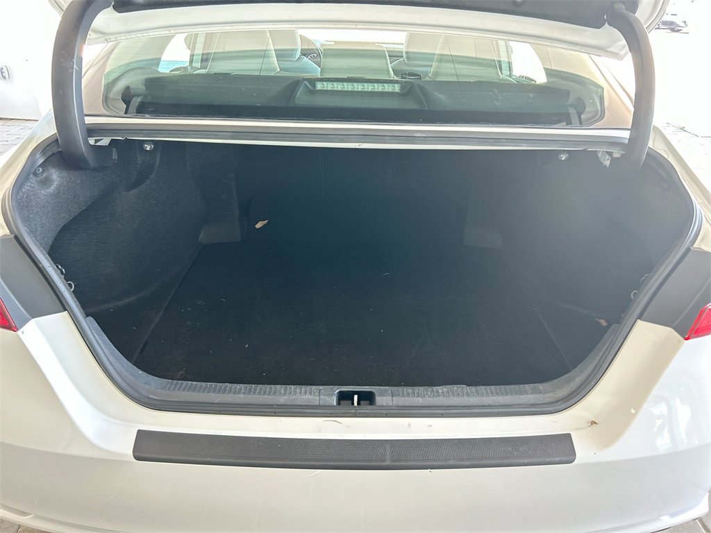 Used 2024 Toyota Camry SE w/ Convenience Package image 38