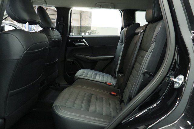 New 2026 Mitsubishi Outlander SE AWD/4WD image 23