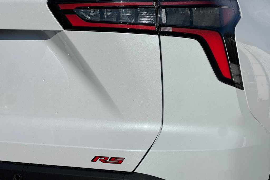 New 2026 Chevrolet Equinox RS w/ Convenience Package III image 22