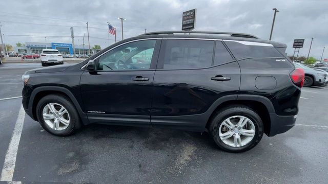 Used 2022 GMC Terrain SLE w/ Driver Convenience Package AWD/4WD image 7