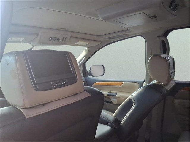 Used 2014 Nissan Armada Platinum w/ Platinum Reserve Package image 9