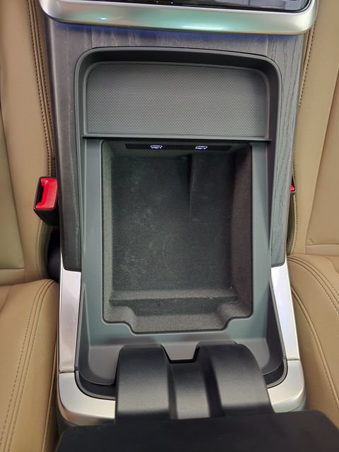 Used 2025 Audi Q8 Premium AWD/4WD image 26