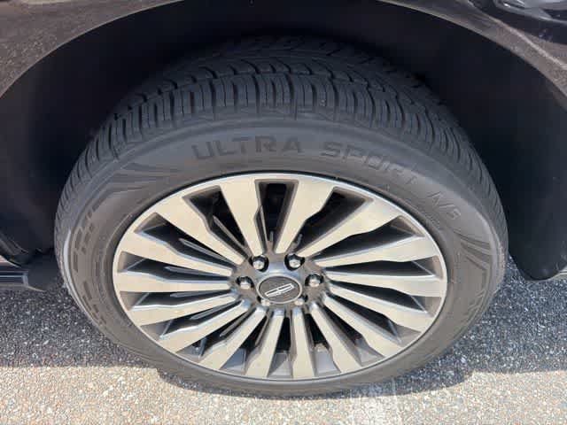 Used 2020 Lincoln Navigator L Reserve w/ Luxury Package AWD/4WD image 22