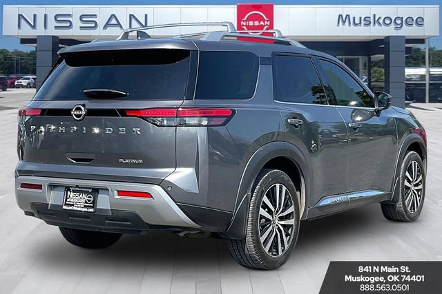 Used 2023 Nissan Pathfinder Platinum FWD image 5