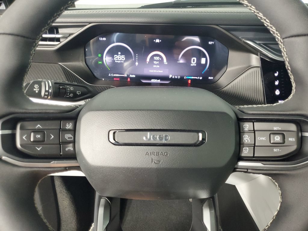 Used 2026 Jeep Cherokee Overland w/ Advanced Pro Tech Group AWD/4WD image 22