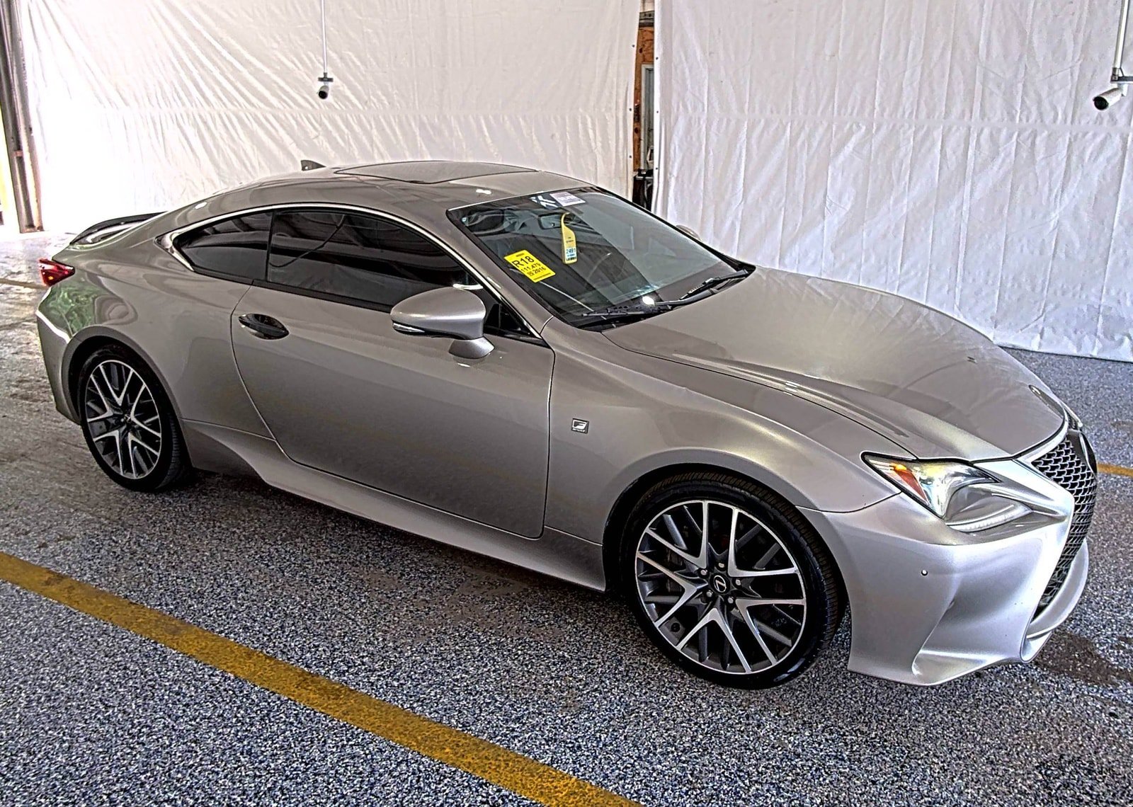 Used 2016 Lexus RC 200t RWD image 9