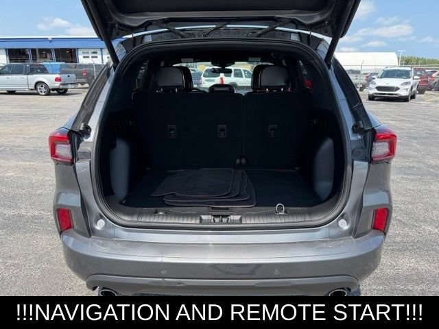 Used 2023 Ford Escape ST-Line w/ Tech Pack #1 FWD image 8