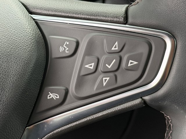 Used 2024 Chevrolet Equinox LT w/ LPO, Floor Liner Package FWD image 25