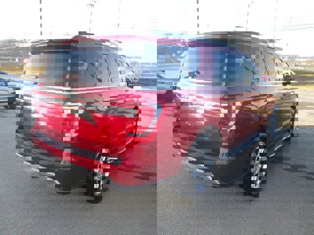 Used 2021 Ford Expedition XLT image 6