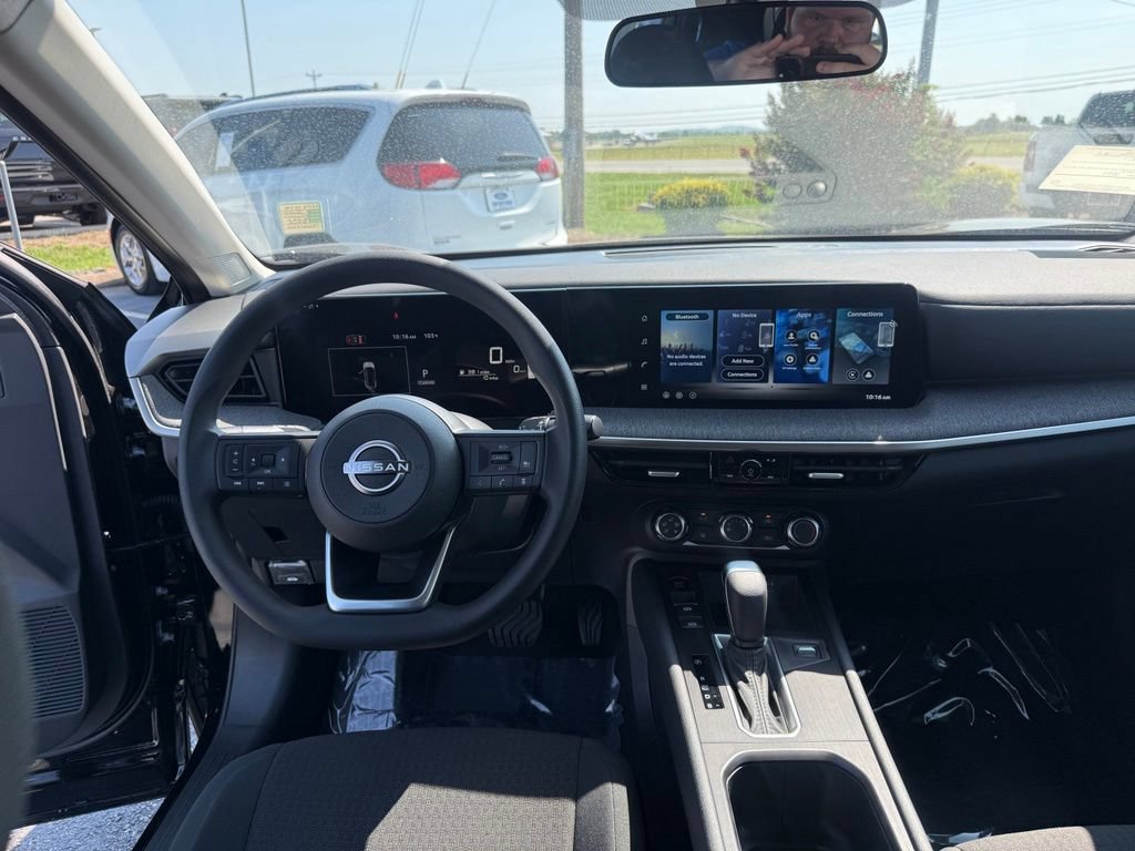 New 2026 Nissan Kicks S FWD image 12