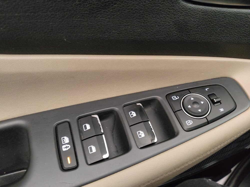 Used 2021 Hyundai Santa Fe SEL image 27