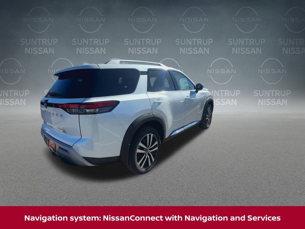 New 2025 Nissan Pathfinder Platinum w/ Cargo Package image 10