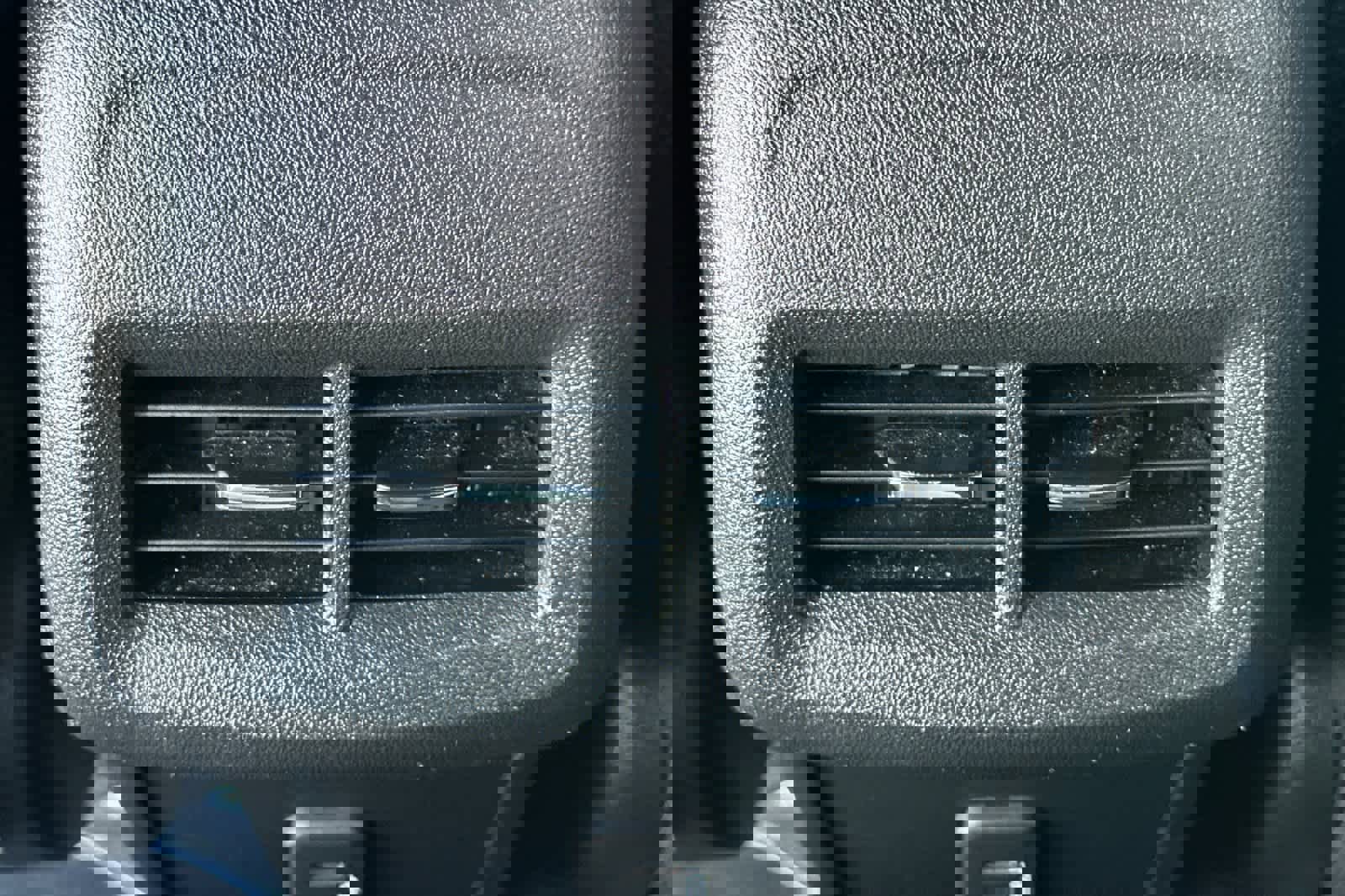 Used 2020 Chevrolet Equinox LT image 14