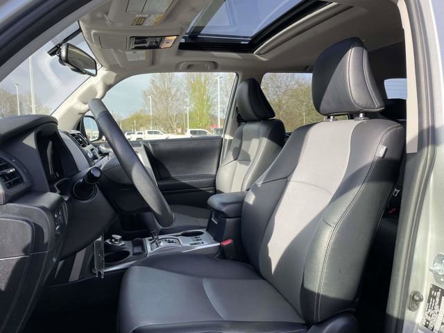 Used 2019 Toyota 4Runner SR5 Premium image 19