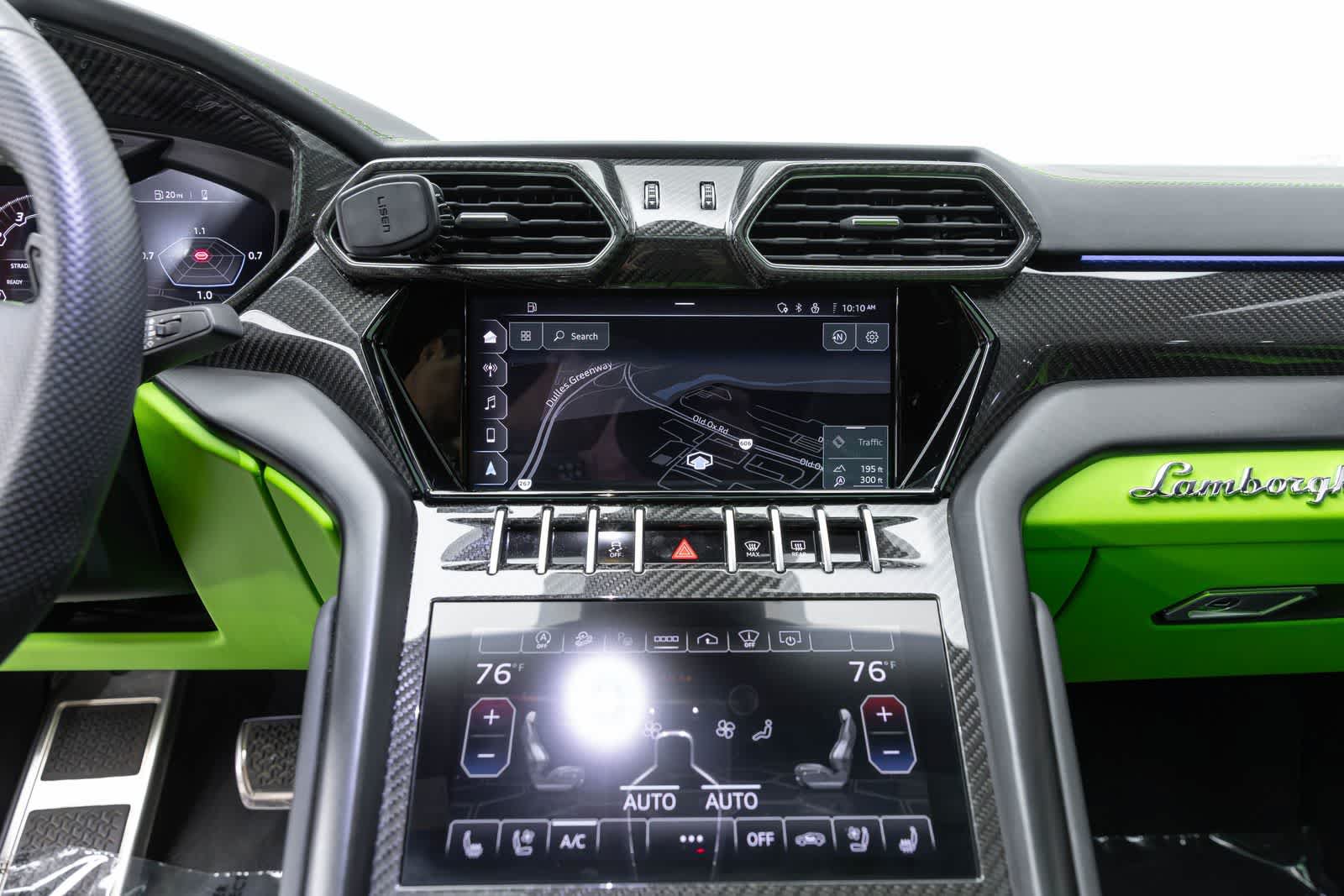 Used 2022 Lamborghini Urus AWD/4WD image 15
