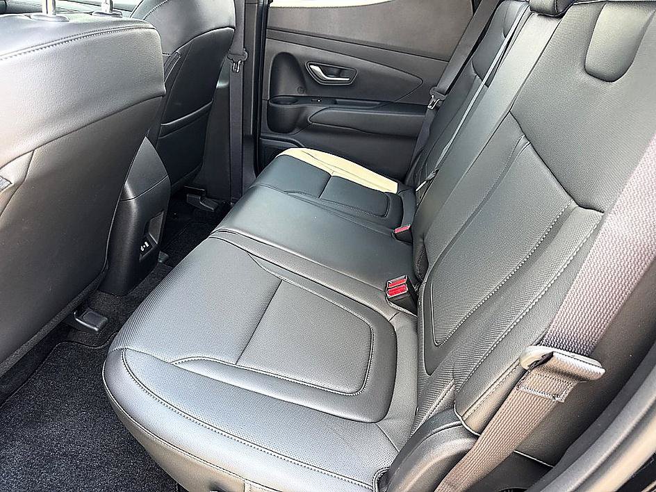 New 2026 Hyundai Santa Cruz SEL FWD image 7