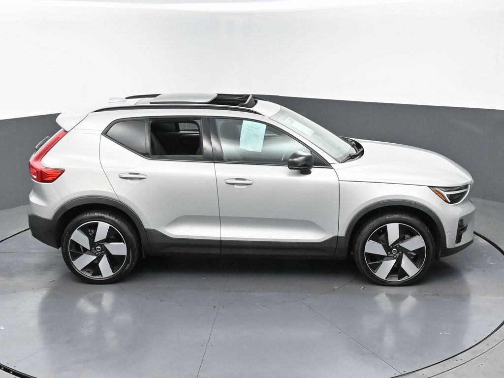 Used 2023 Volvo XC40 Recharge Ultimate w/ Protection Package Premier AWD/4WD image 51
