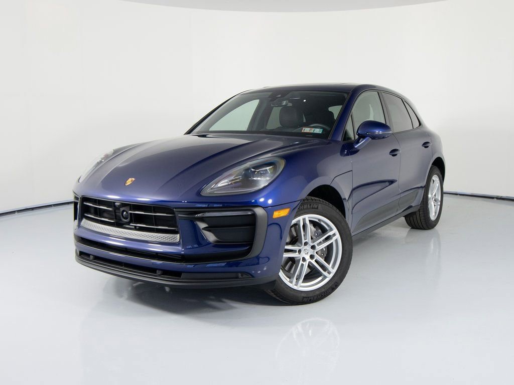 Used 2025 Porsche Macan image 6