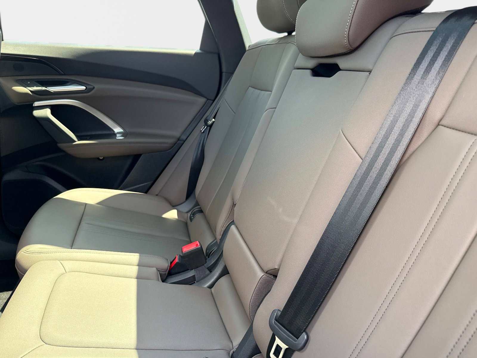 Used 2025 Audi Q5 Premium w/ Convenience Package AWD/4WD image 12