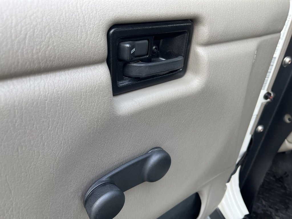 Used 2006 Jeep Wrangler Unlimited Rubicon image 28