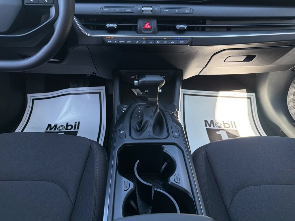 New 2026 Kia K4 FWD image 24