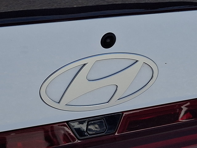 Certified 2025 Hyundai Elantra SEL FWD image 29
