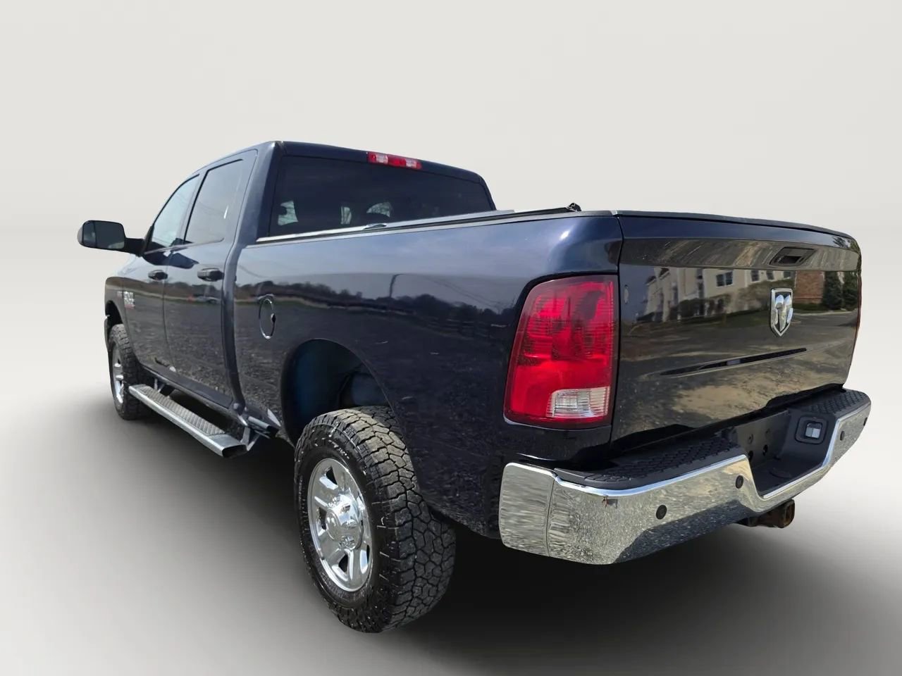 Used 2015 RAM 2500 Tradesman w/ Chrome Appearance Group AWD/4WD image 4