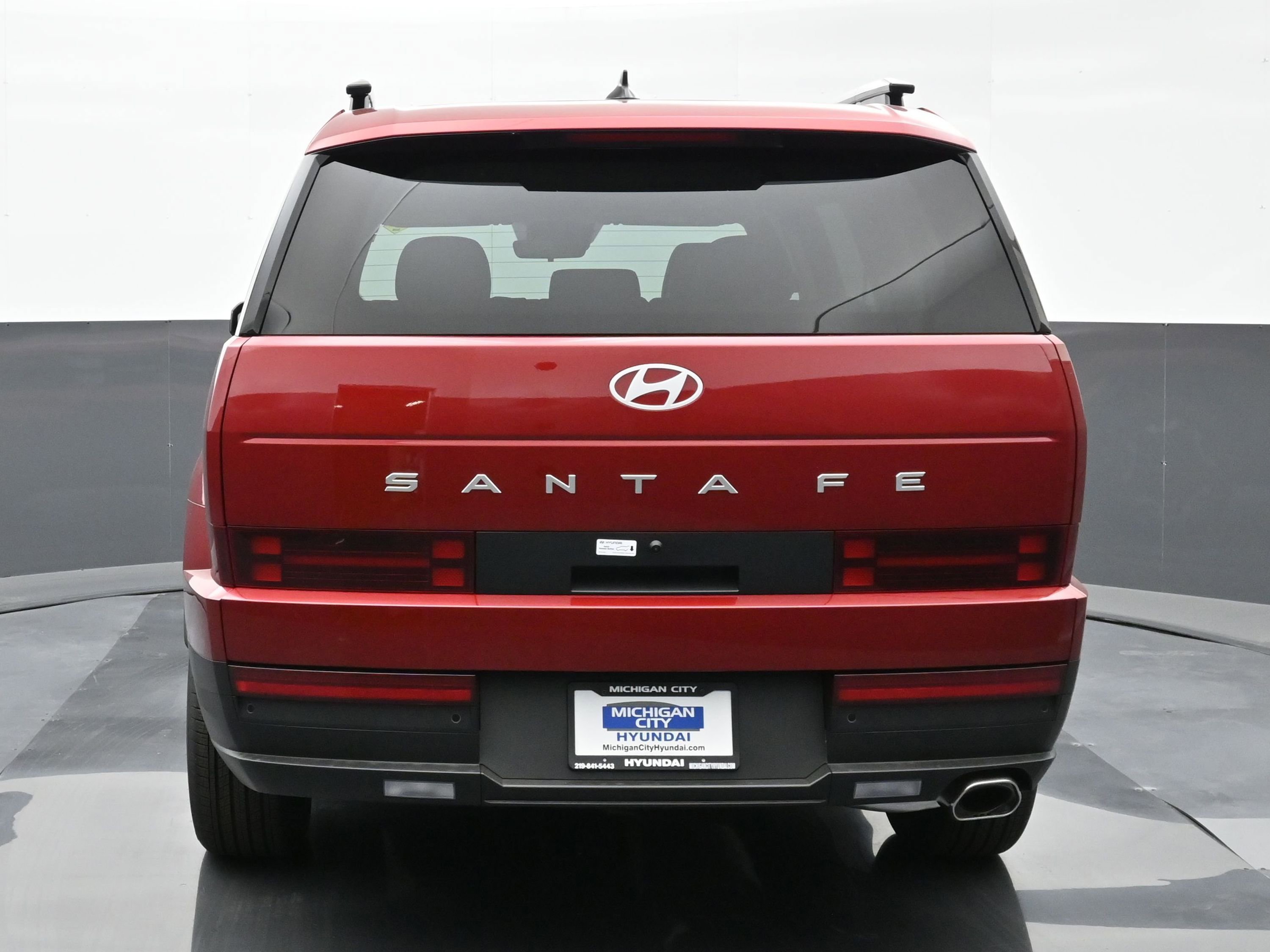 Used 2024 Hyundai Santa Fe SEL FWD image 7