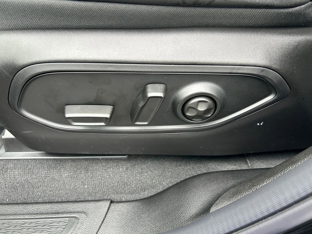 New 2025 Jeep Grand Cherokee L Altitude image 21