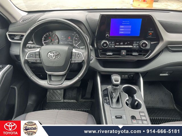 Used 2023 Toyota Highlander LE FWD image 14