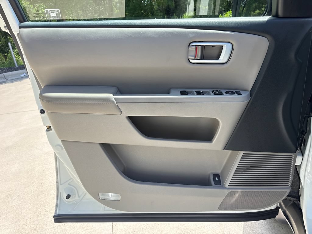 Used 2011 Honda Pilot EX-L image 13