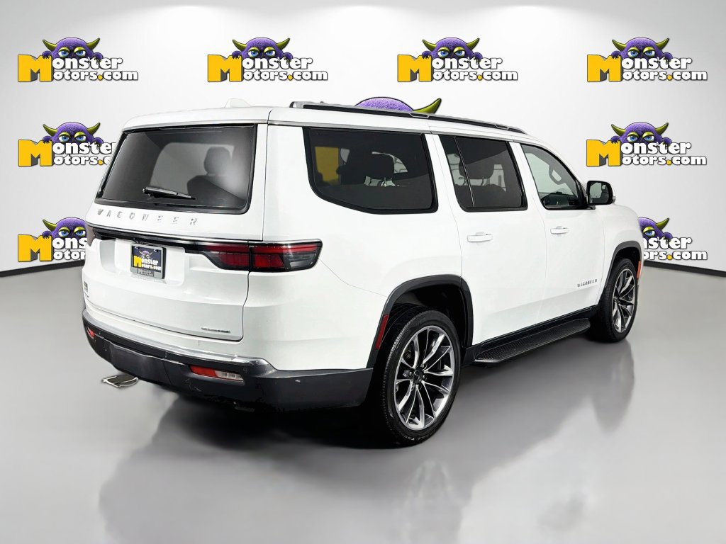 Used 2022 Jeep Wagoneer Series II w/ Premium Group I AWD/4WD image 5