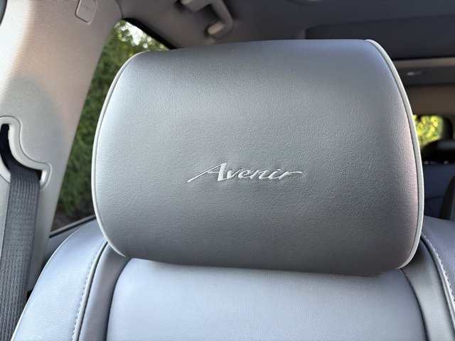 Used 2021 Buick Enclave Avenir w/ Avenir Technology Package image 31