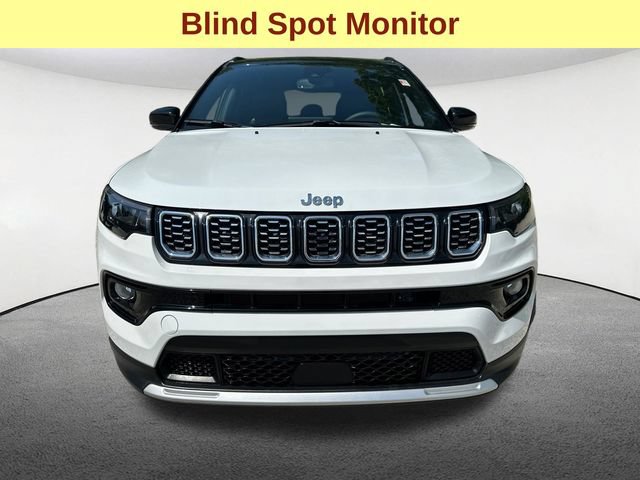 Used 2025 Jeep Compass Limited AWD/4WD image 4