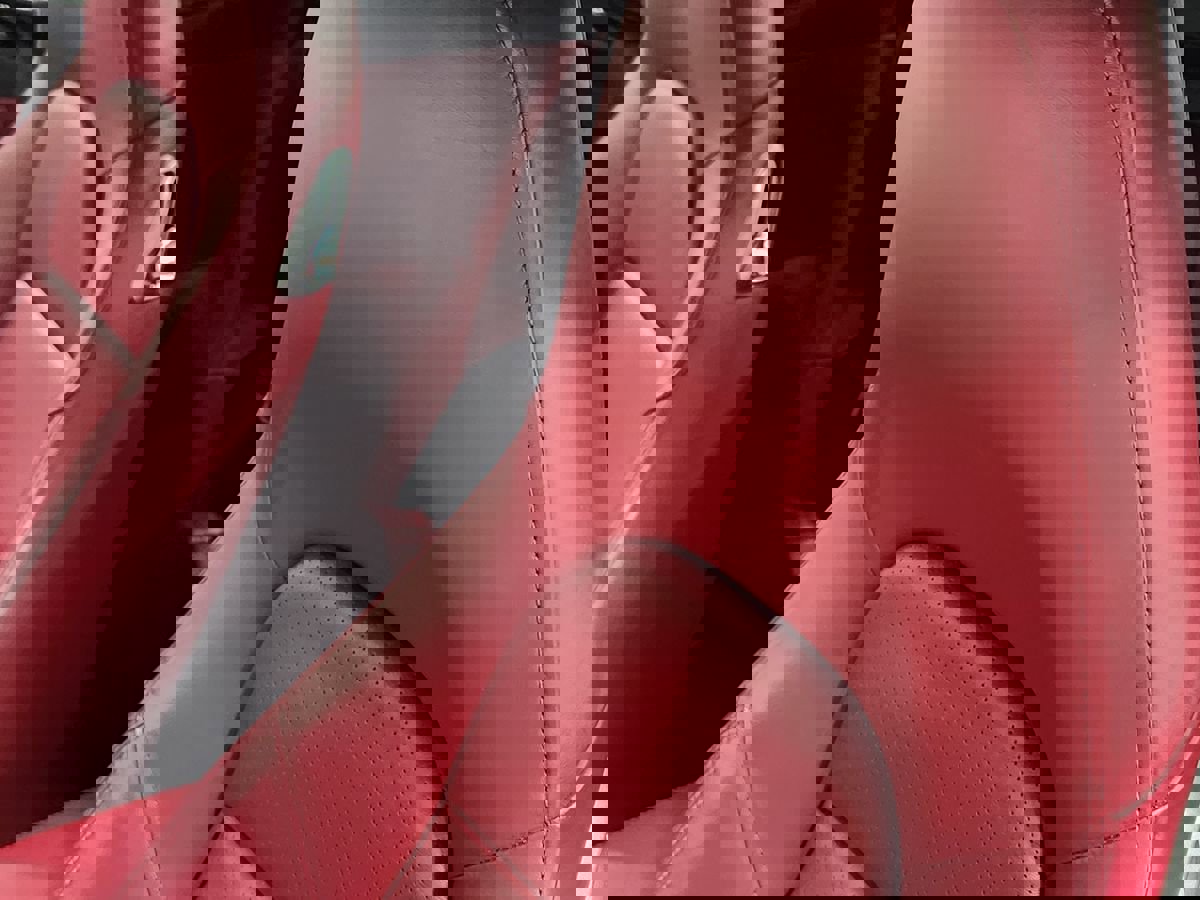 Used 2019 Porsche 911 Turbo image 42