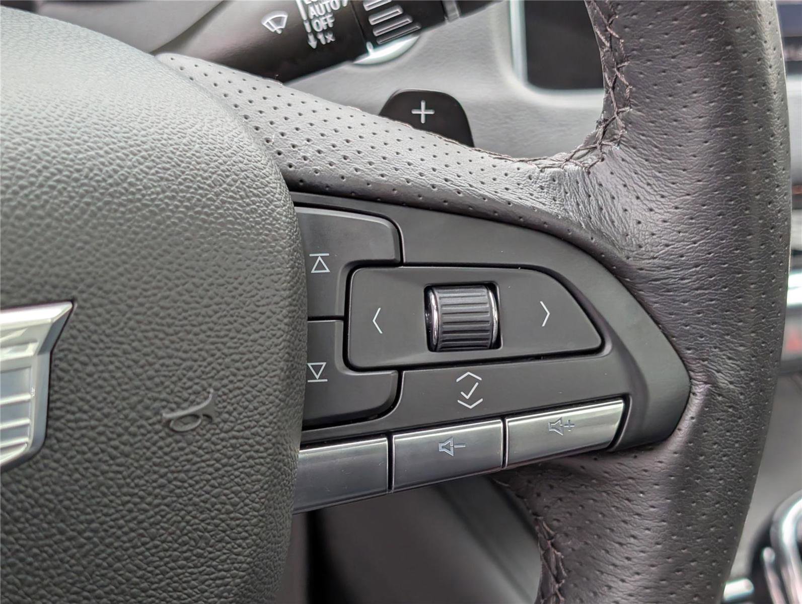 Used 2022 Cadillac XT4 Sport image 25