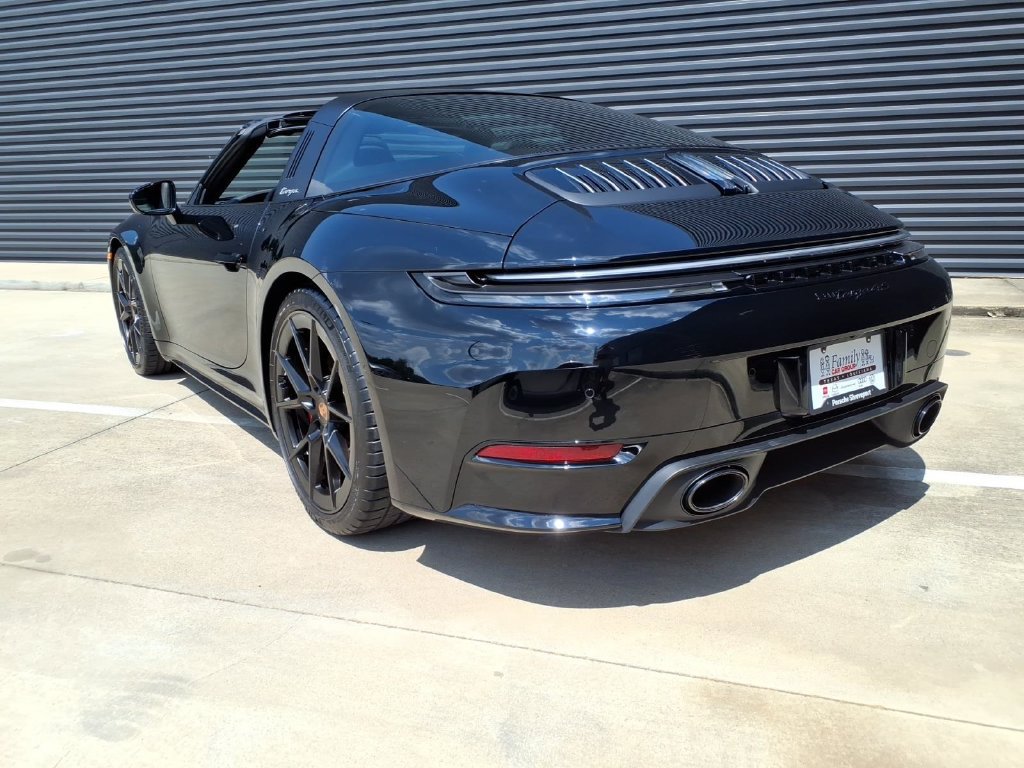 Certified 2026 Porsche 911 Targa 4S AWD/4WD image 3