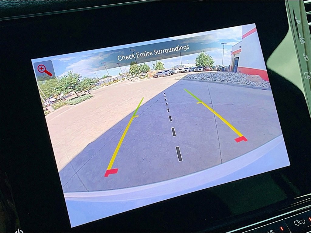 Used 2025 Jeep Wagoneer Series II image 14