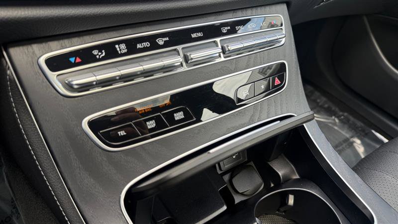Used 2022 Mercedes-Benz E 350 Sedan w/ Driver Assistance Package image 36