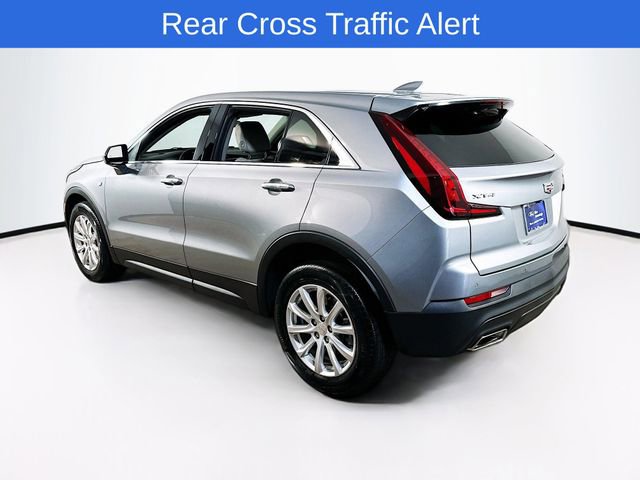 Used 2023 Cadillac XT4 Luxury w/ Cold Weather Package FWD image 5
