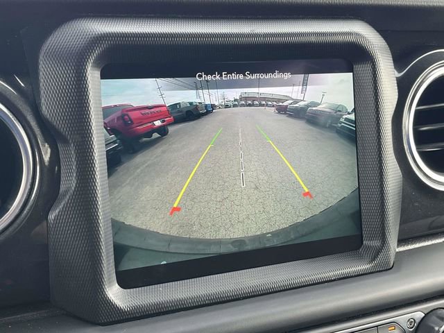 Used 2021 Jeep Wrangler Unlimited Sahara image 30